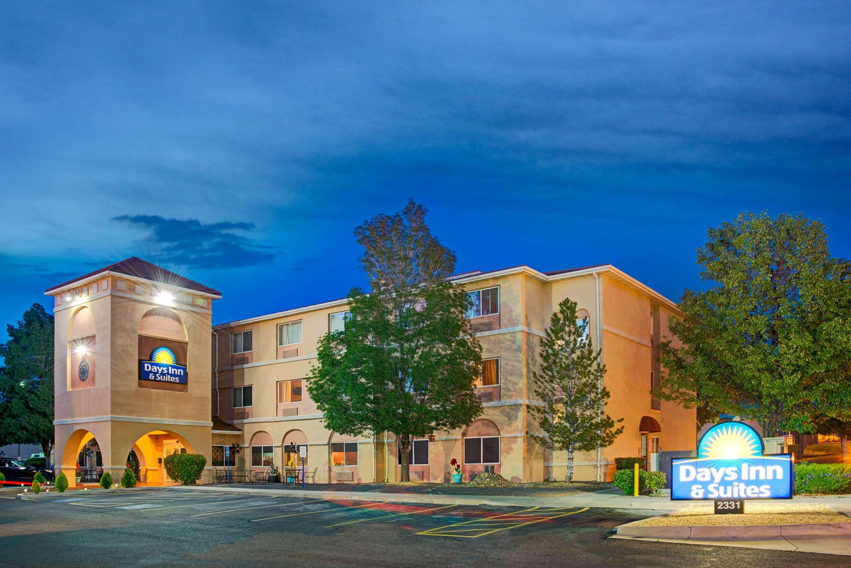 Days Inn Suites by Wyndham Airport Albuquerque Albuquerque