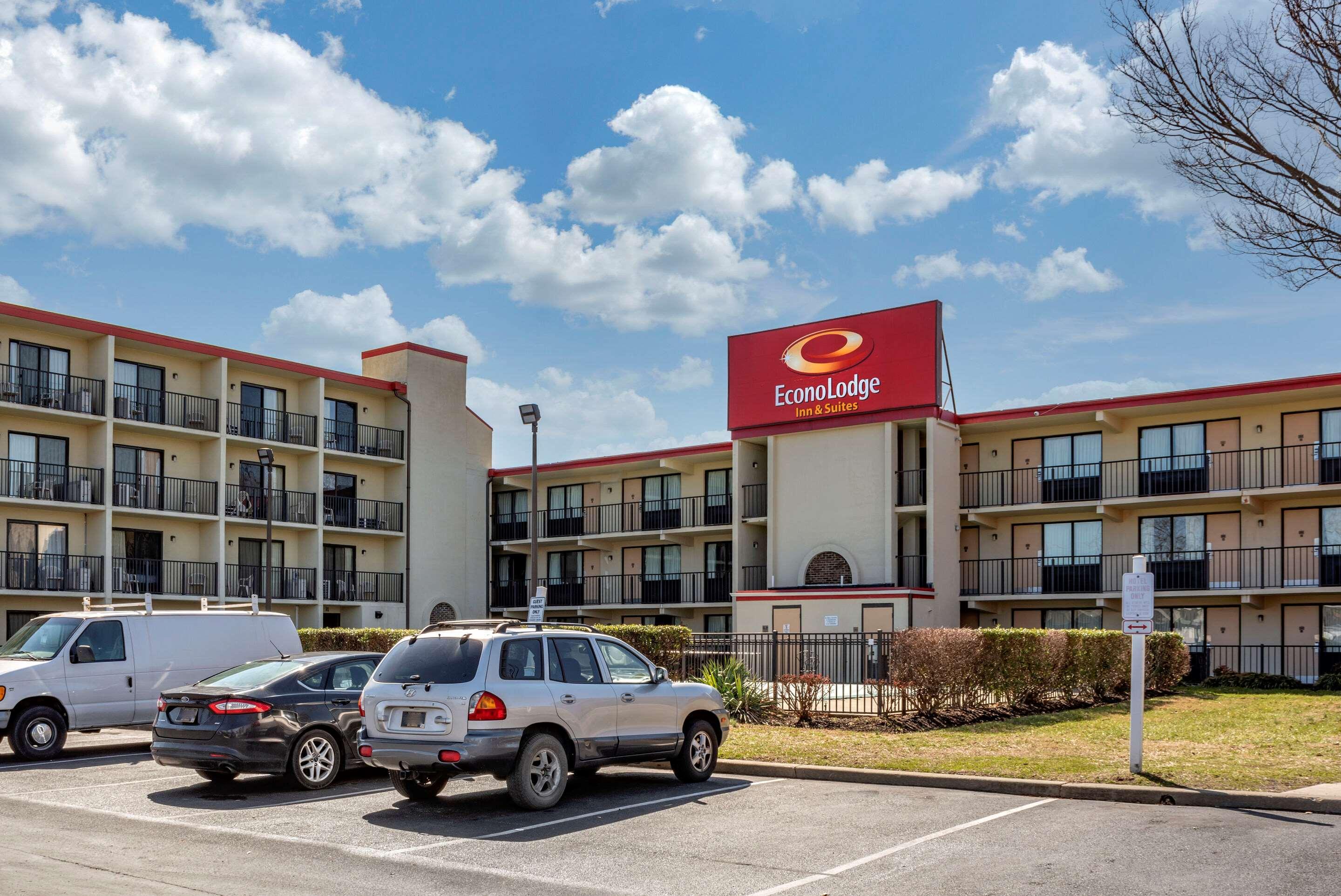 Econo Lodge Inn and Suites Rehoboth Beach, Rehoboth Beach | HotelsCombined