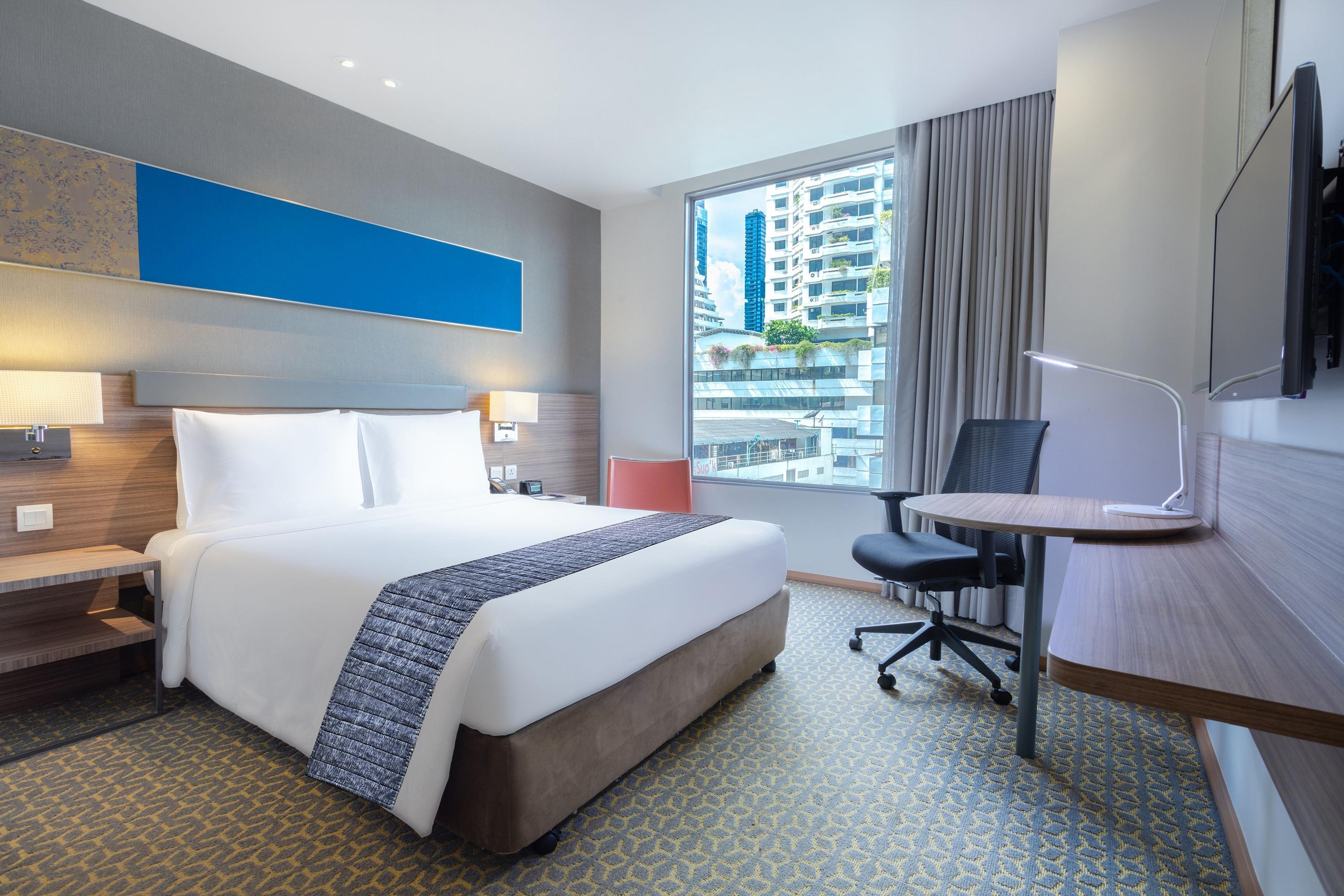 Holiday Inn Express Bangkok Sathorn Bangkok Thailand Compare Deals