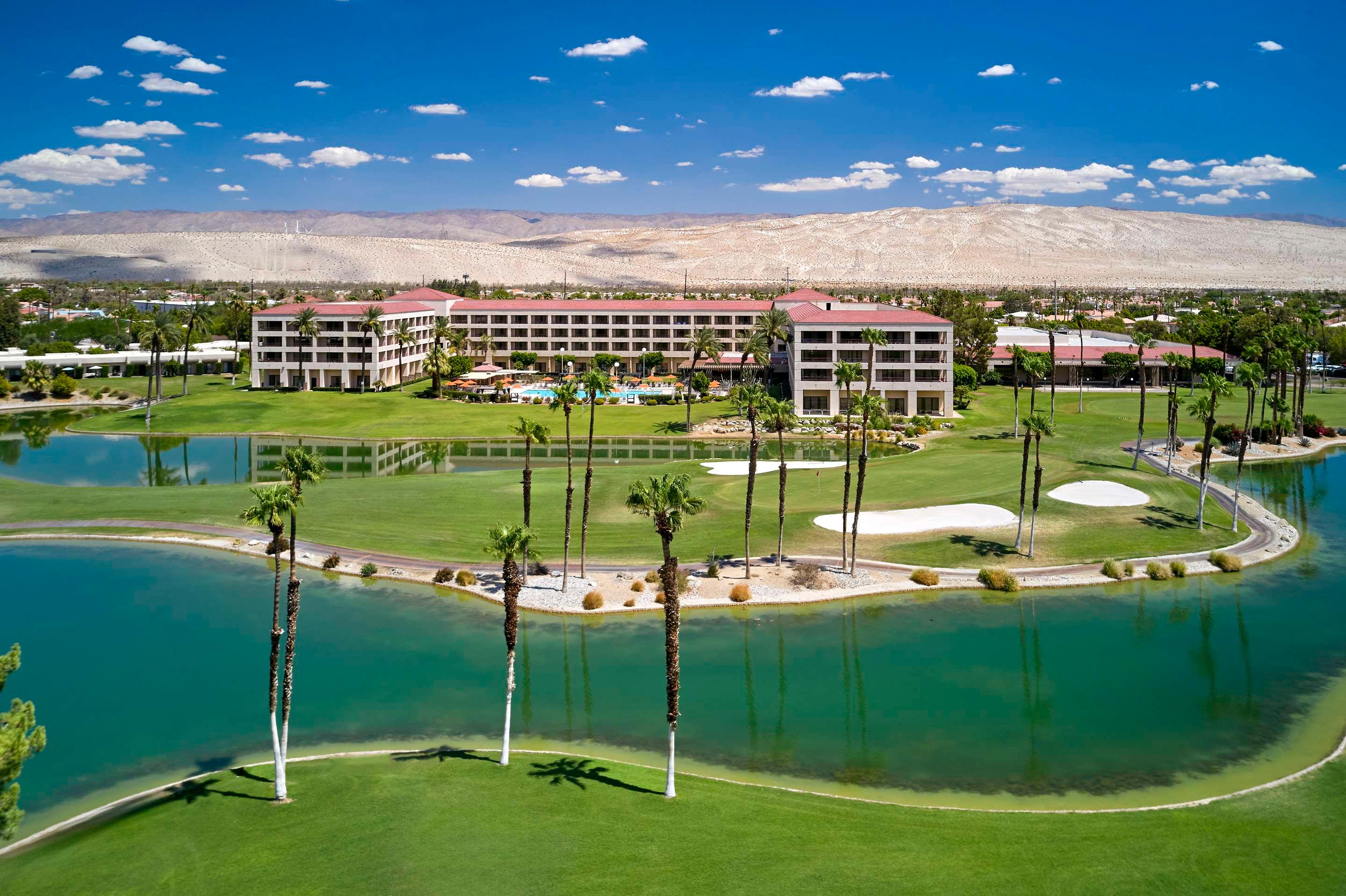 DoubleTree by Hilton Golf Resort Palm Springs, Cathedral City |  HotelsCombined