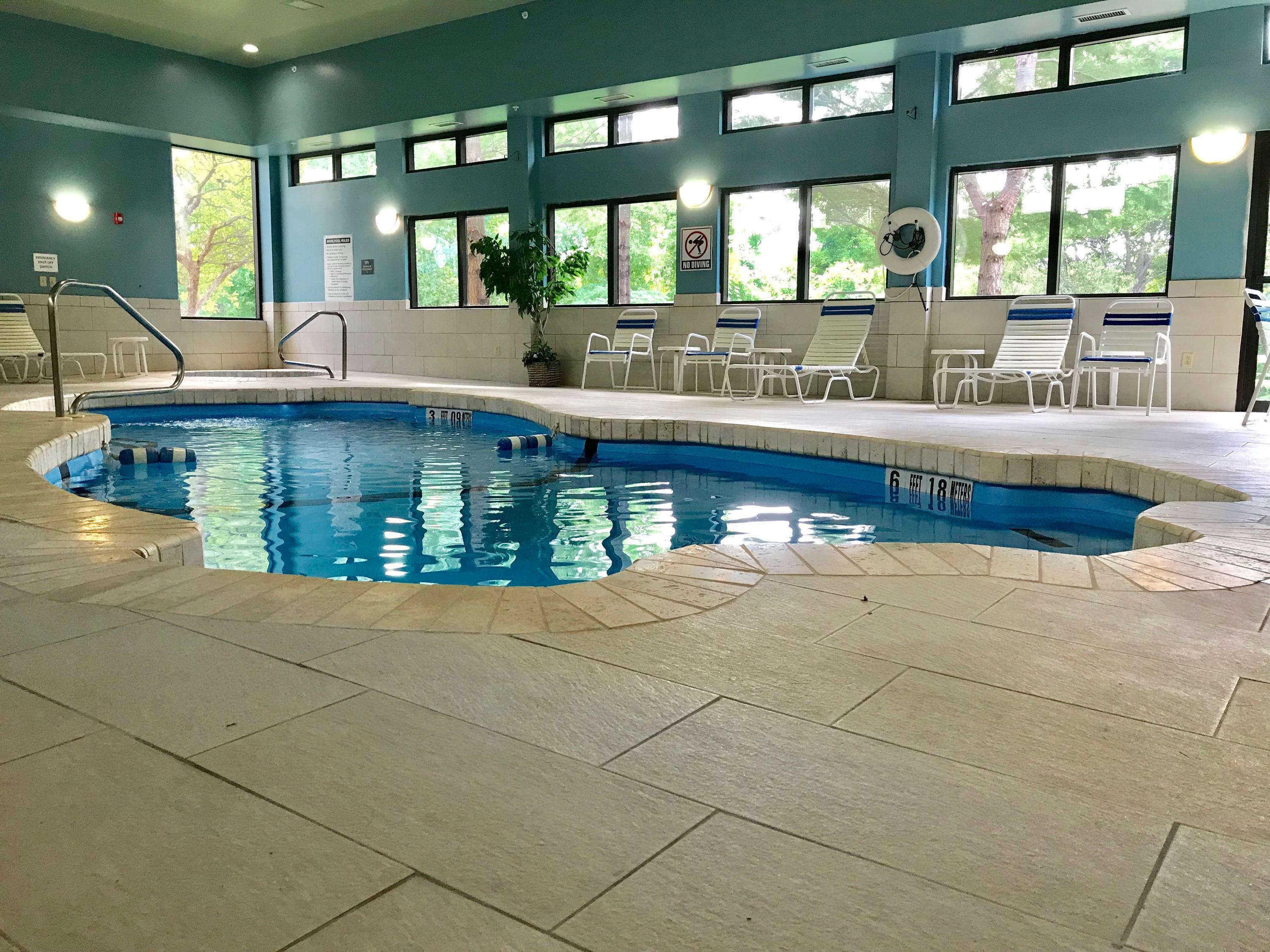 great barrington ma hotels with pools