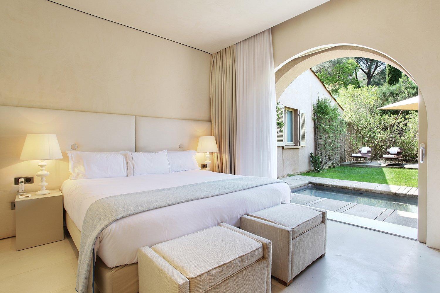 Suites and rooms at Saint-Tropez