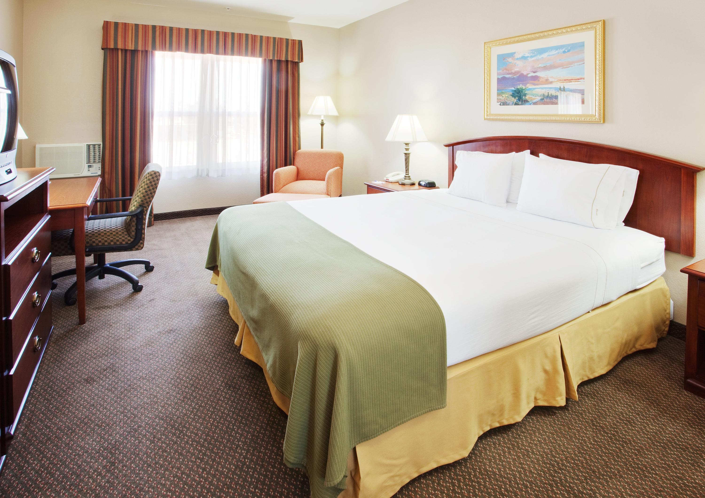 cheap hotels in west sacramento