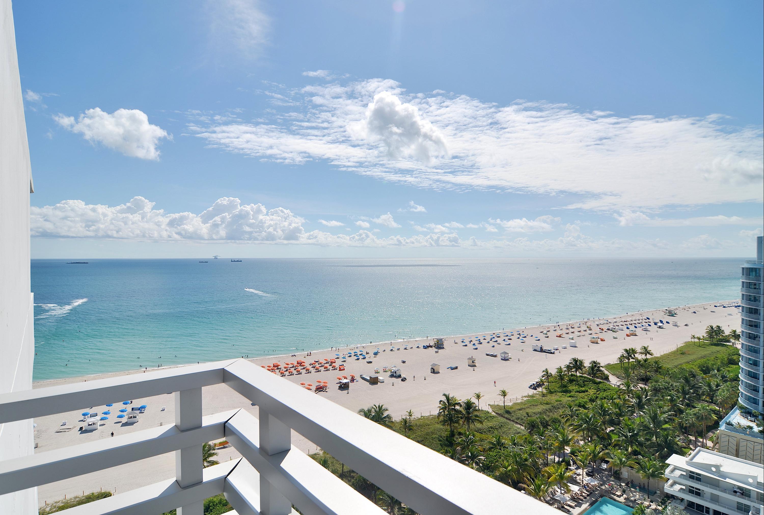 Loews Miami Beach Hotel, Miami Beach | HotelsCombined