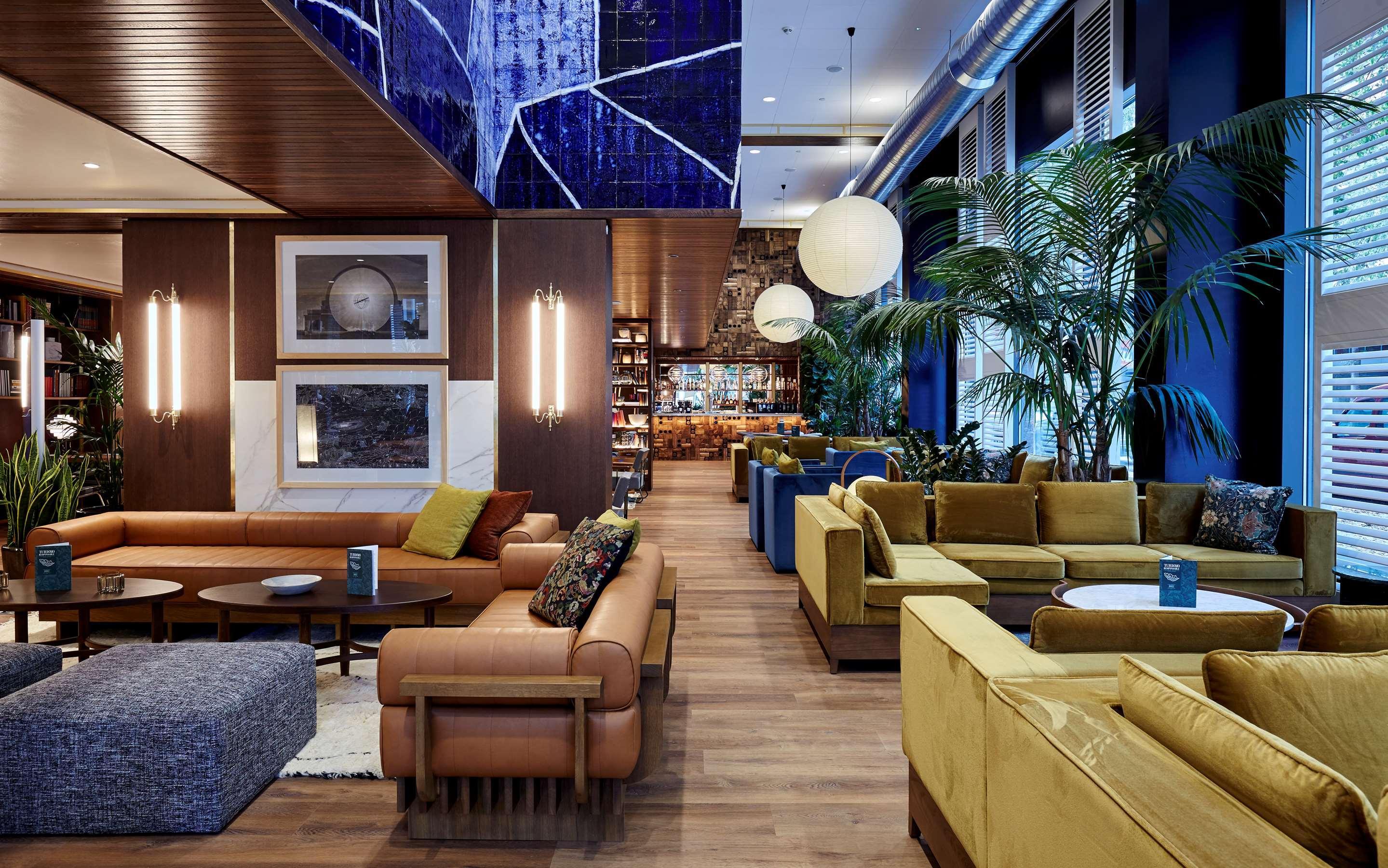 Radisson Blu Hotel, Barcelona Sagrada Familia, Barcelona | HotelsCombined