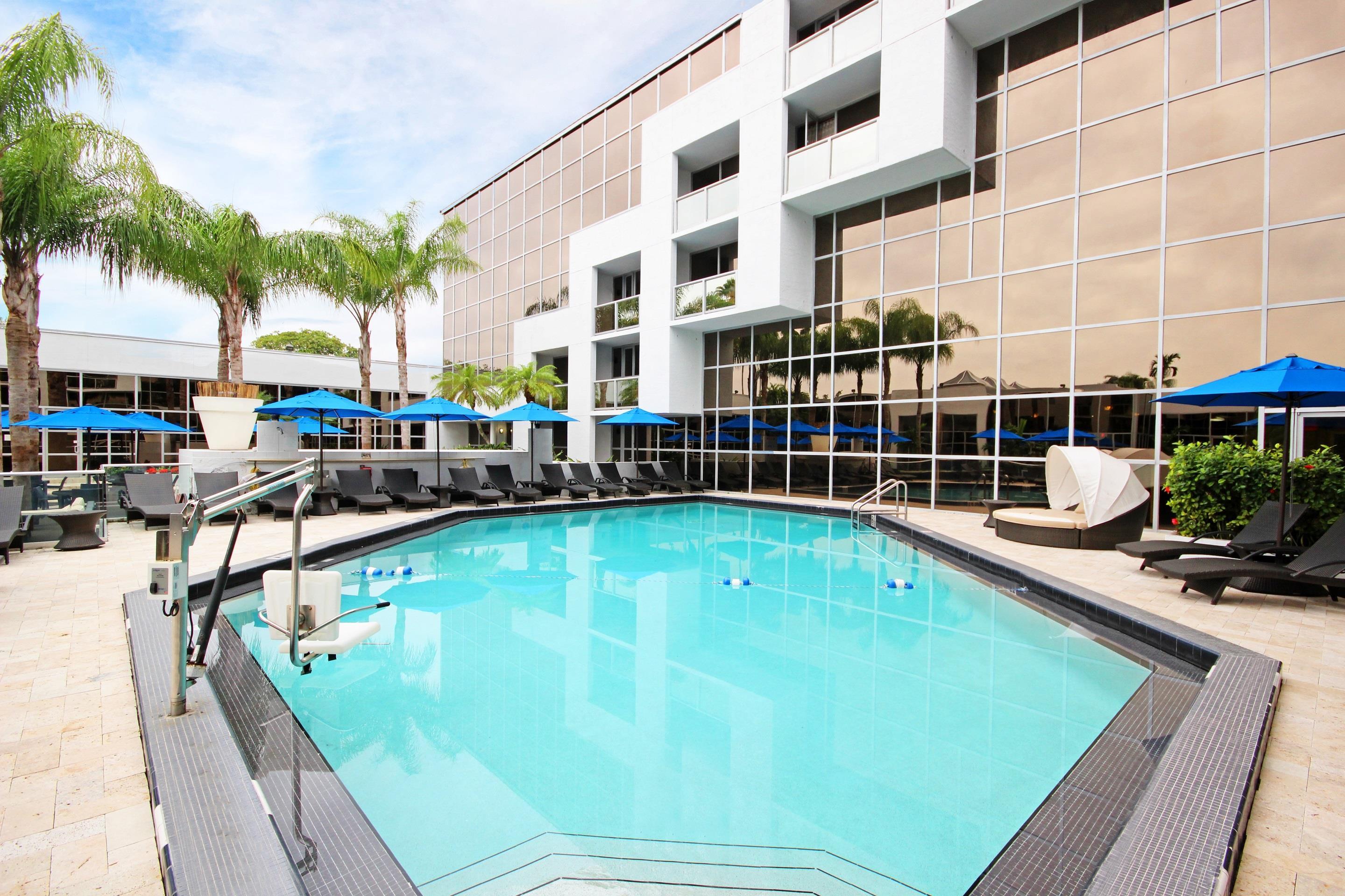 DoubleTree by Hilton Sunrise - Sawgrass Mills, Sunrise – Updated 2024 Prices