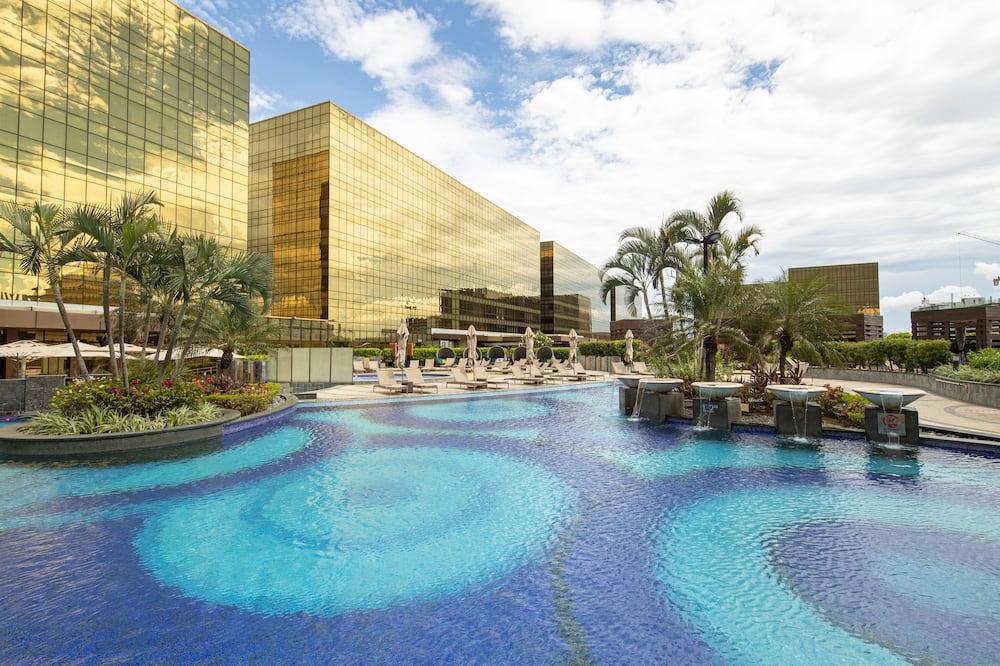 Solaire Resort and Casino from $57. Parañaque Hotel Deals & Reviews - KAYAK