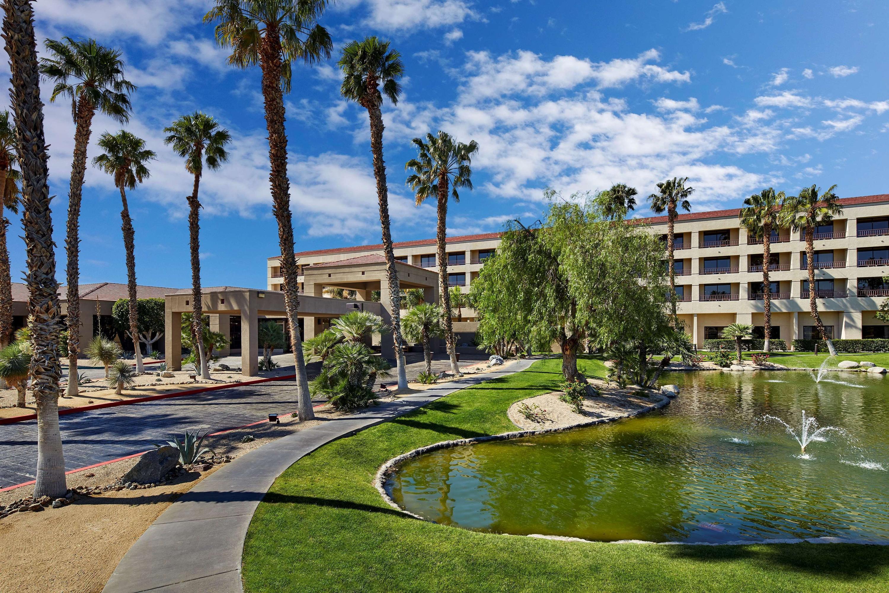 Cathedral City Hotels: 426 Cheap Cathedral City Hotel Deals, California