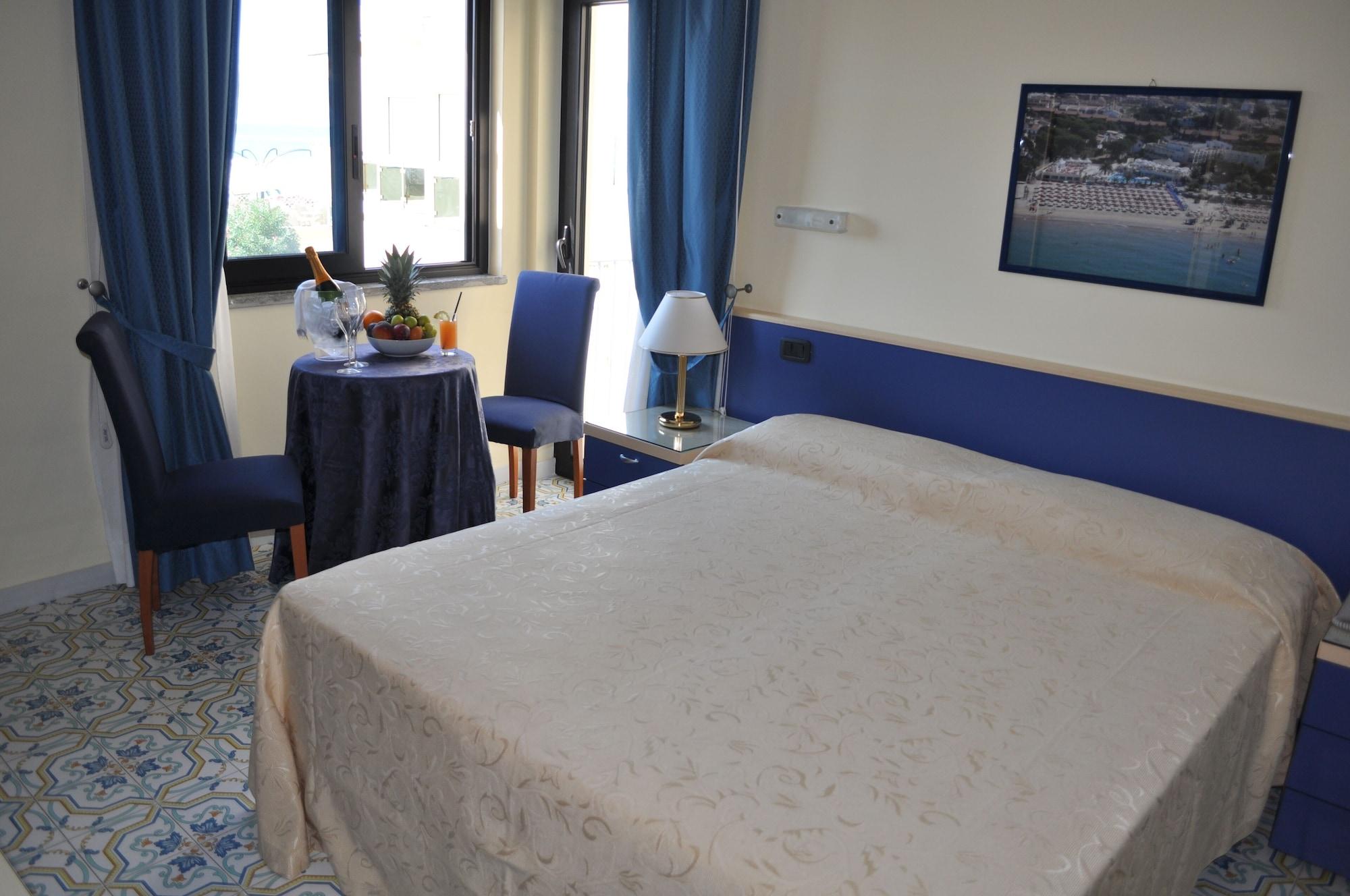 Sperlonga Hotels: 472 Cheap Sperlonga Hotel Deals, Italy