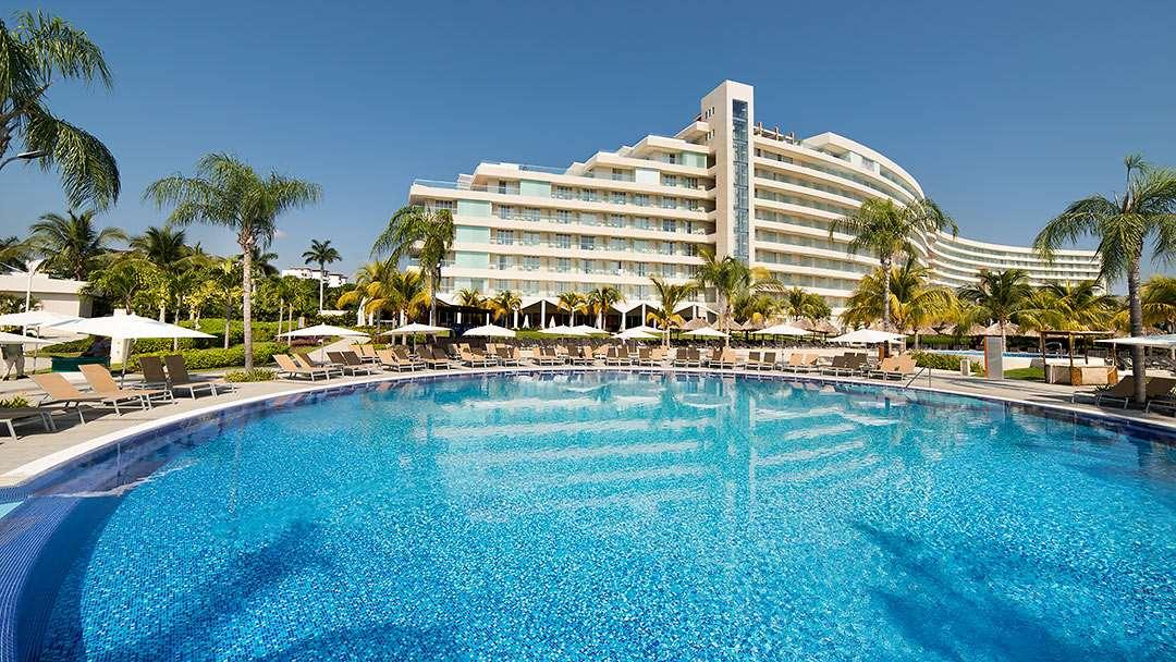 Palacio Mundo Imperial, Acapulco | HotelsCombined