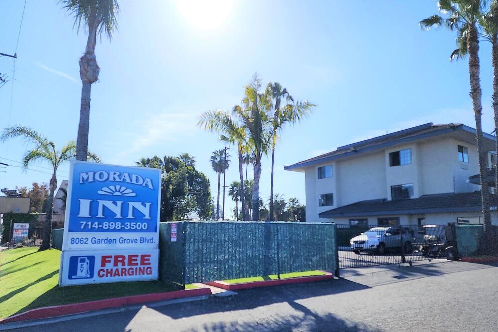 Morada Inn Garden Grove HotelsCombined