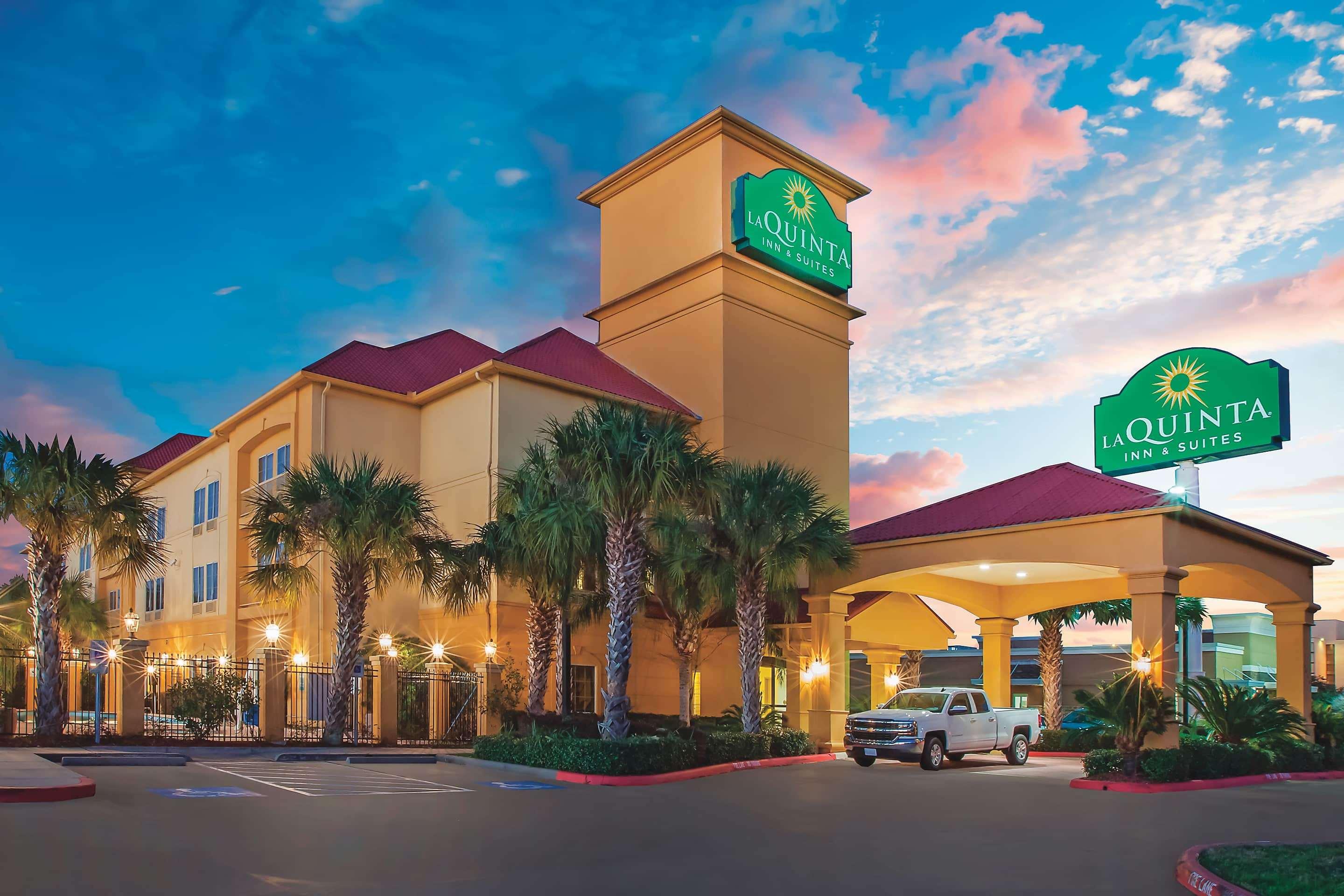 La Quinta Inn Suites by Wyndham Beaumont West Beaumont