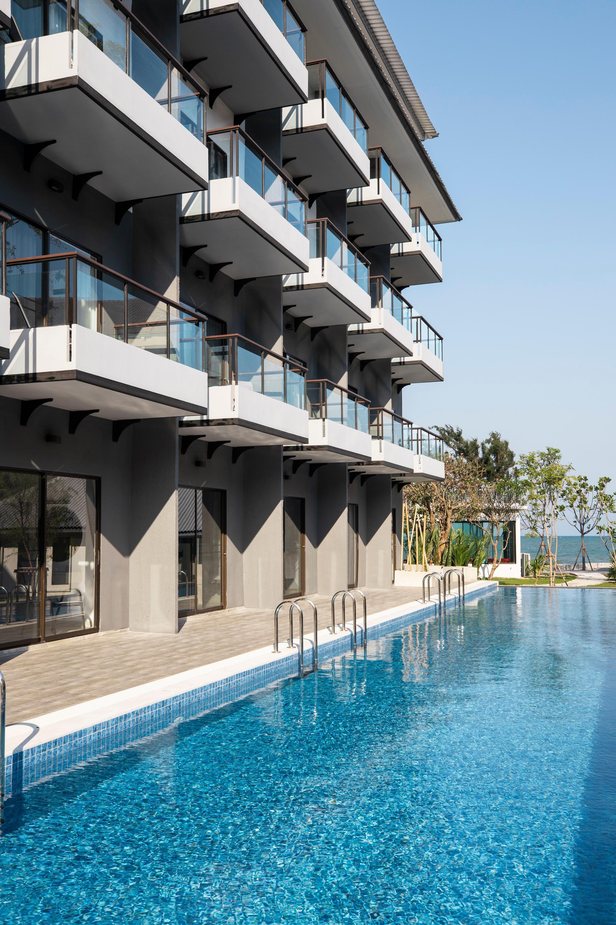 Centara Life Cha-Am Beach Resort Hua Hin, Cha-am | HotelsCombined