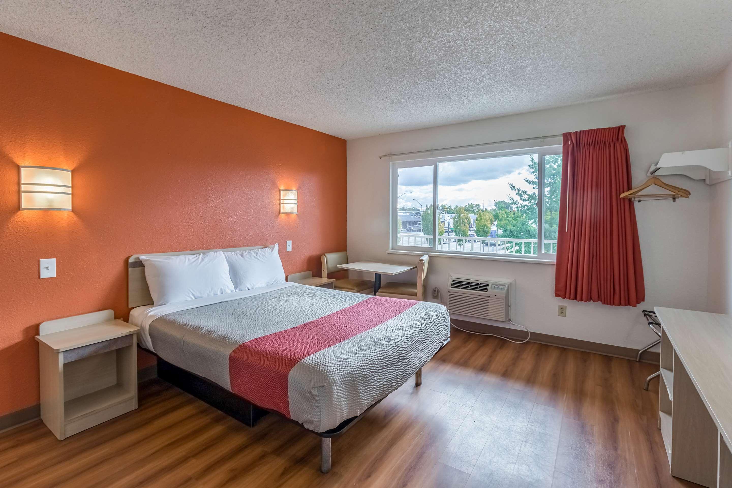 Motel 6 Beaverton, Beaverton | HotelsCombined