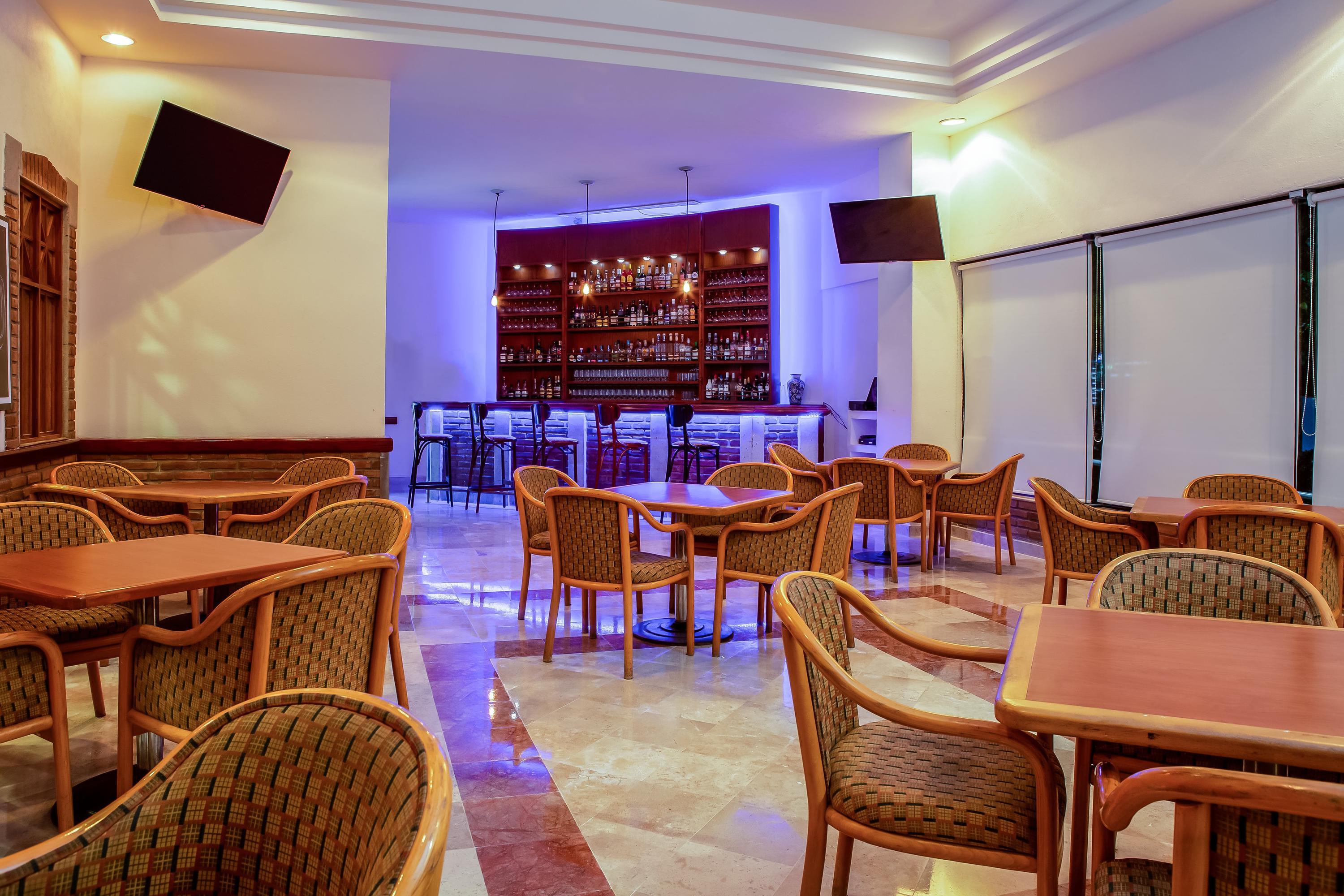 Fiesta Inn Tampico, Tampico | HotelsCombined