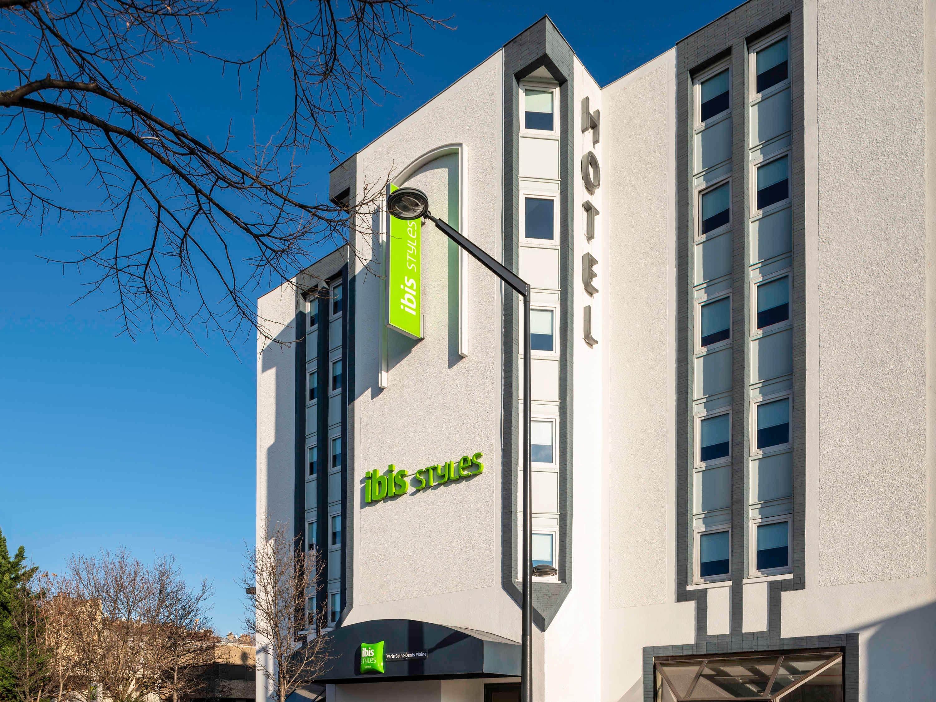 Ibis styles. Ibis Styles Когалым. Отель ibis Styles Париж. Лицей la Plaine, сен-Дени, Франция. Гостиница Ибис Стайлс Когалым проект.