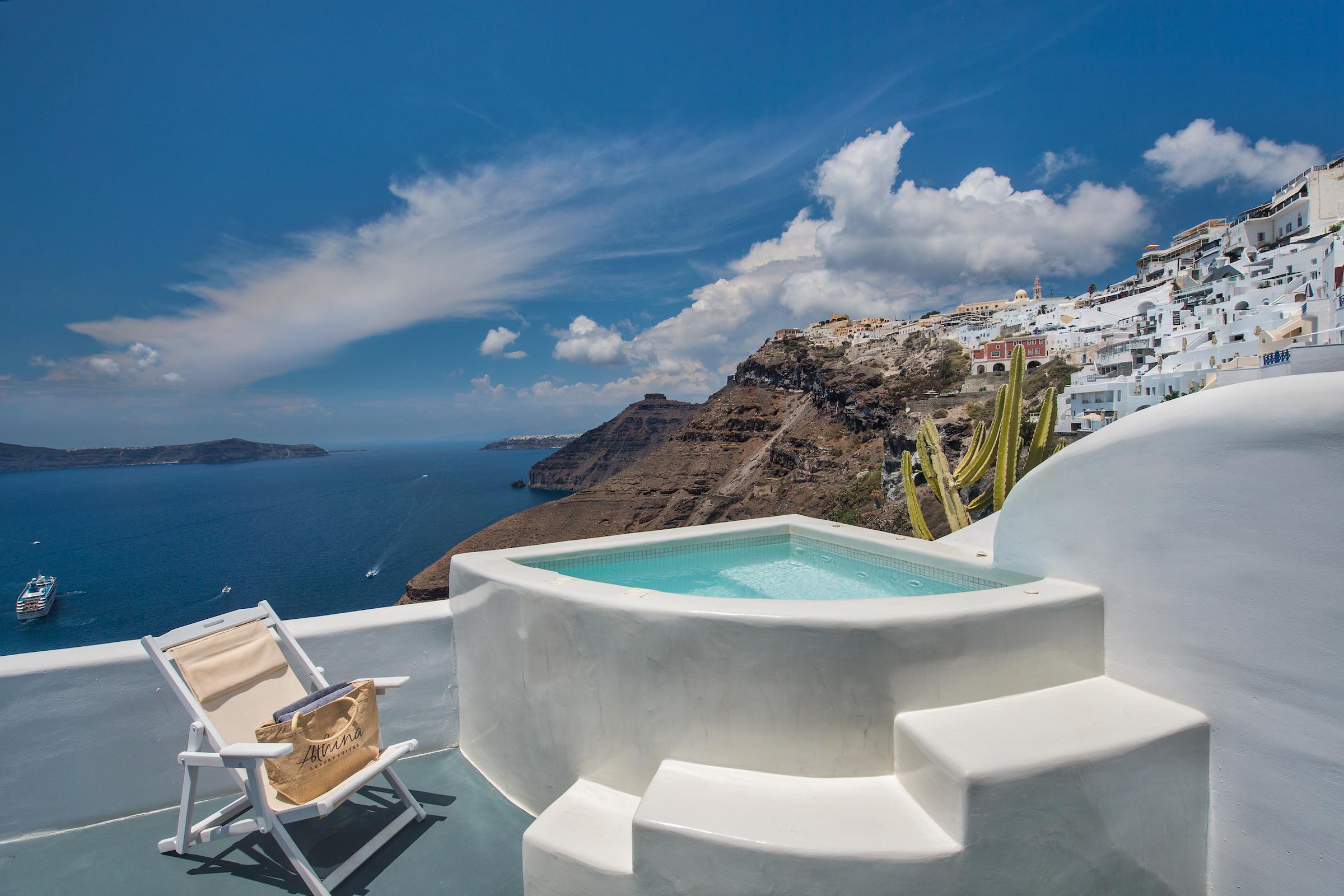 ATHINA LUXURY SUITES in Santorini - Hotel Review & Map