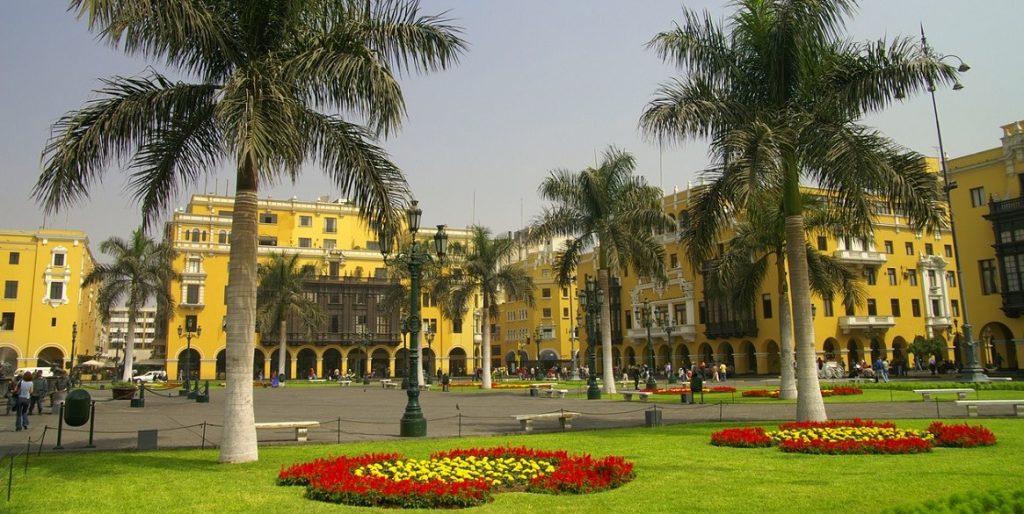 Explore Historic Lima Stay At The Best Hotels From 30   Lima 3 1024x514 