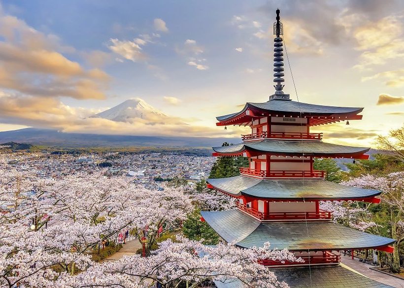 10 Best Places To See Cherry Blossom In Japan - HotelsCombined 10 Best ...