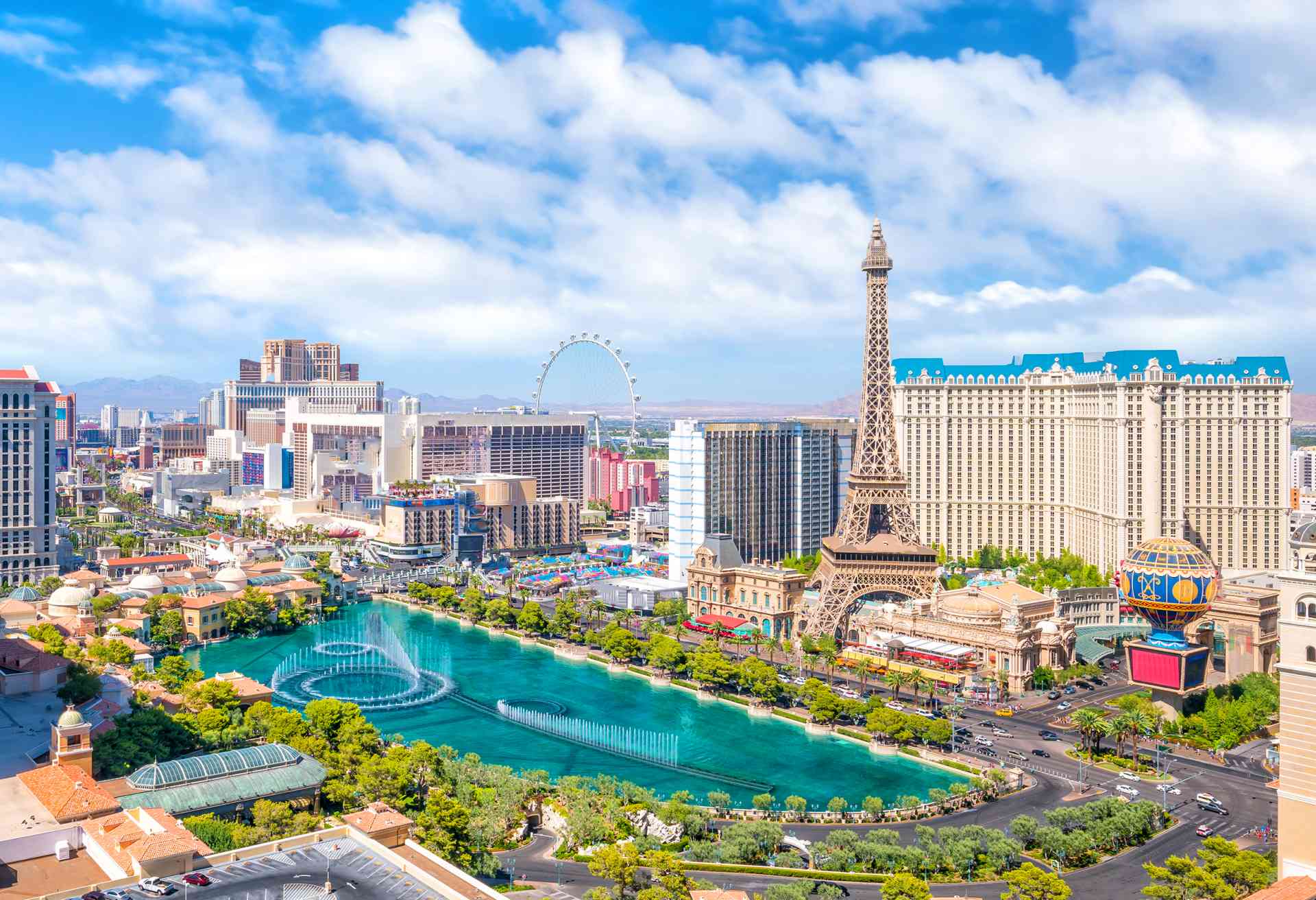 Win Big At These 13 Awesome Hotels In Las Vegas With No Resort Fees 