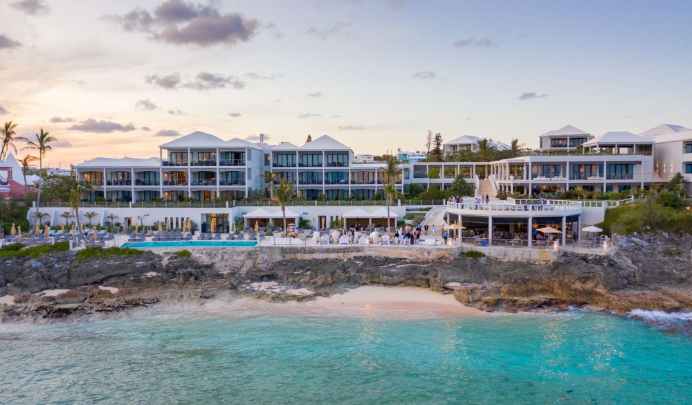 The Loren at Pink Beach, resort for couples