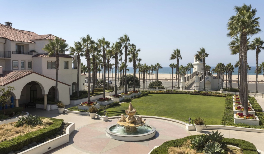 Top 14 Huntington Beach Resorts for Sun Lovers - HotelsCombined Blog