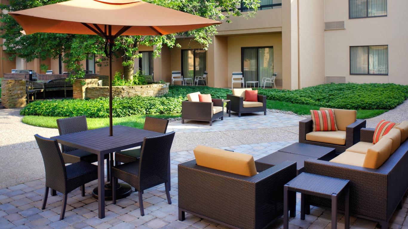 Courtyard by Marriott Lexington North