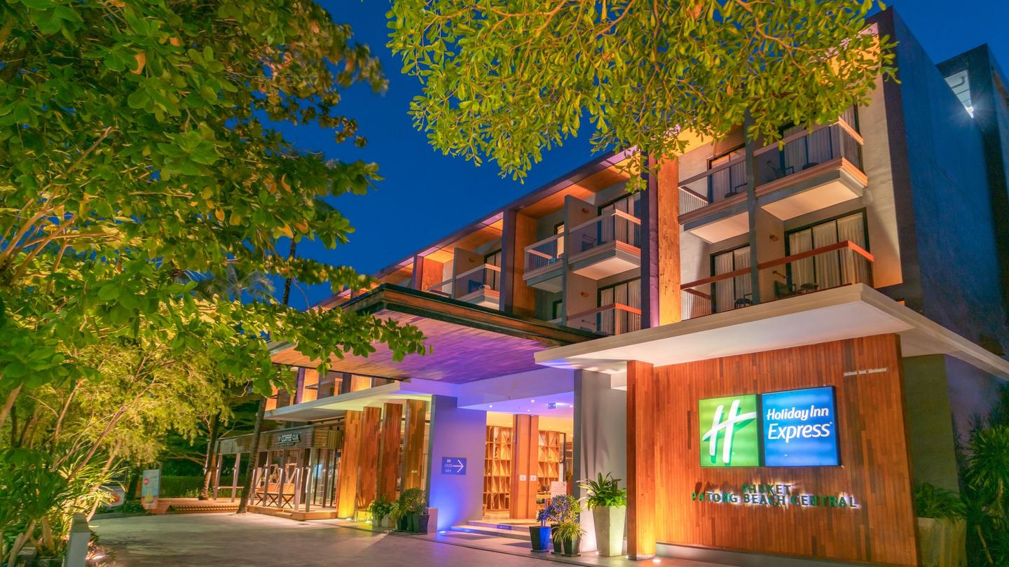 Holiday Inn Express Phuket Patong Beach Central, An IHG Hotel (Sha