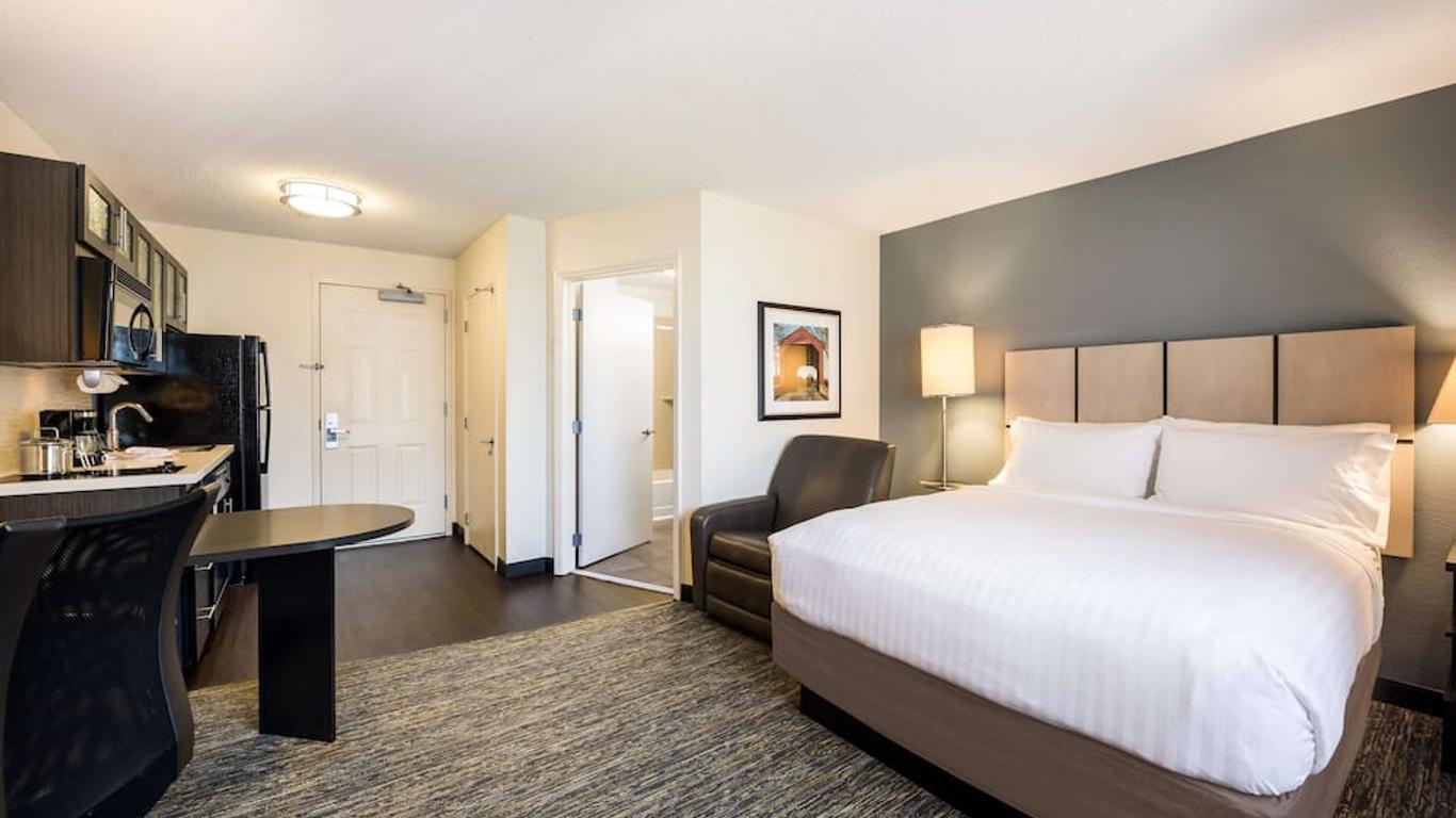 Sonesta Simply Suites Boston Burlington