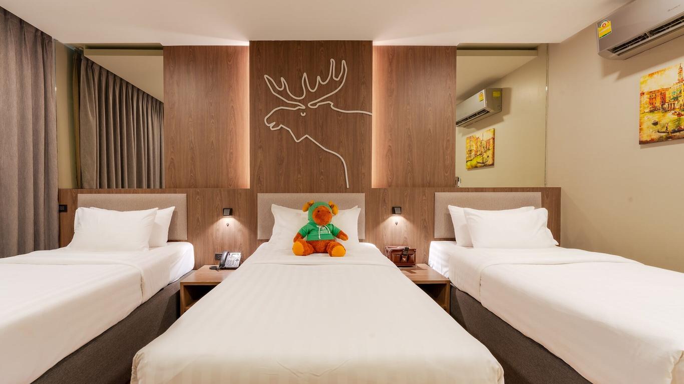 Moose Hotel Chiangmai