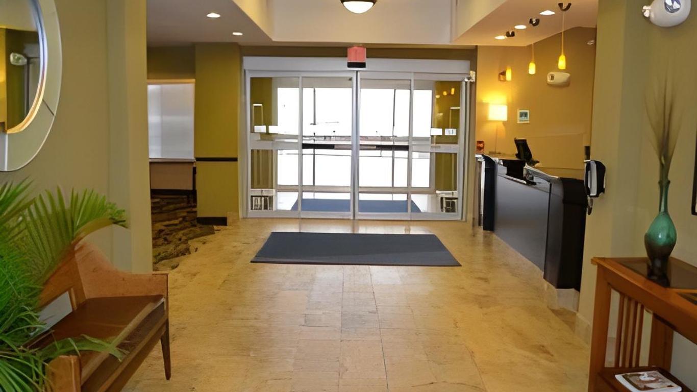 Holiday Inn Express & Suites Northwood