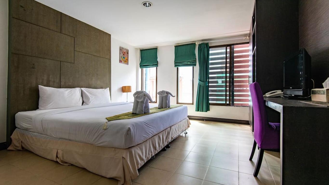 Bgw Phuket - Hostel