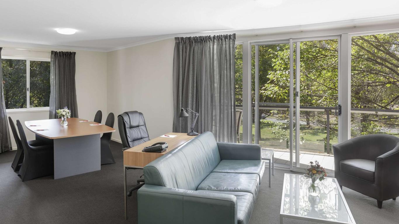 Ramada Encore by Wyndham Belconnen Canberra