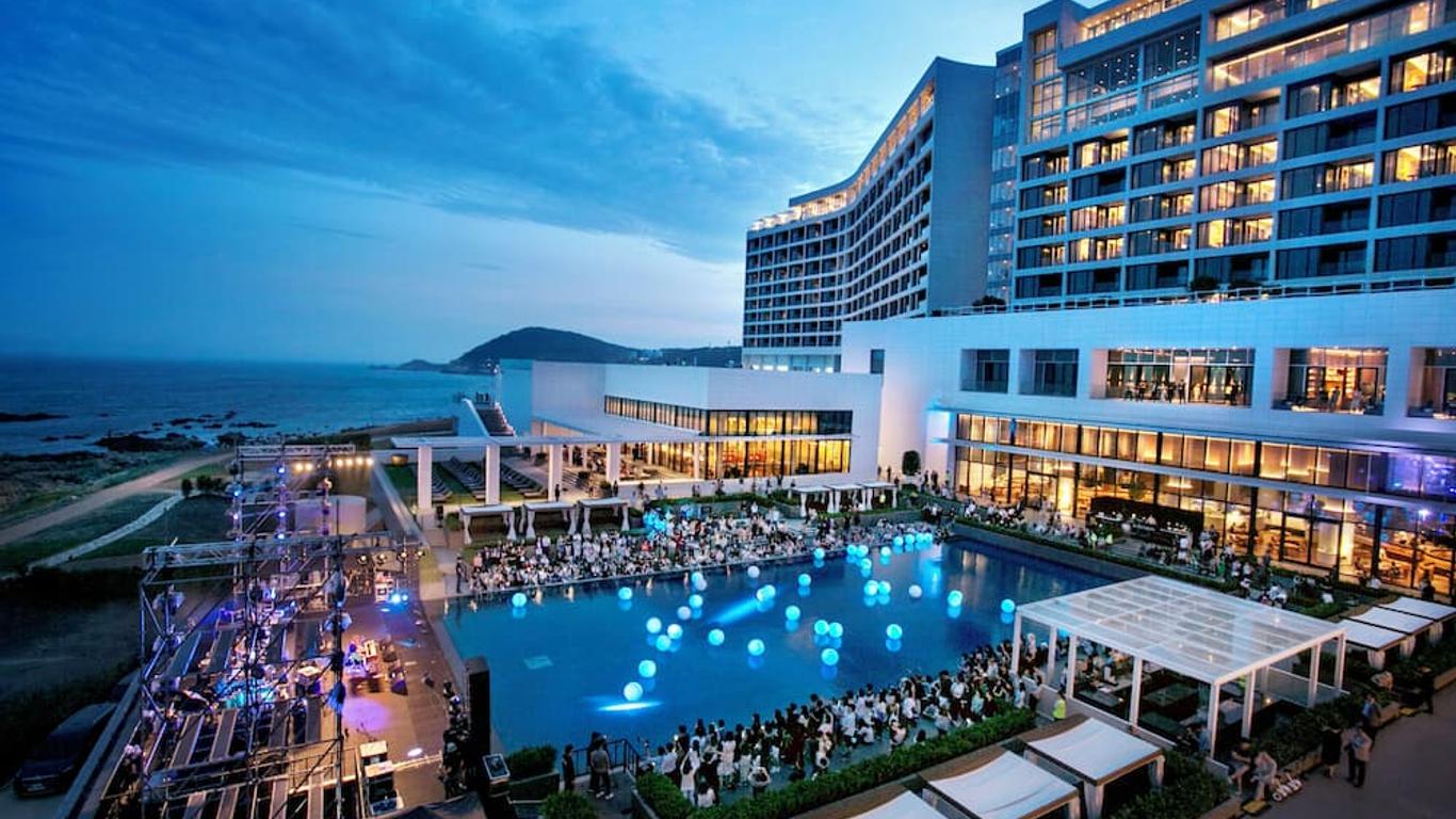 Ananti at Busan Cove