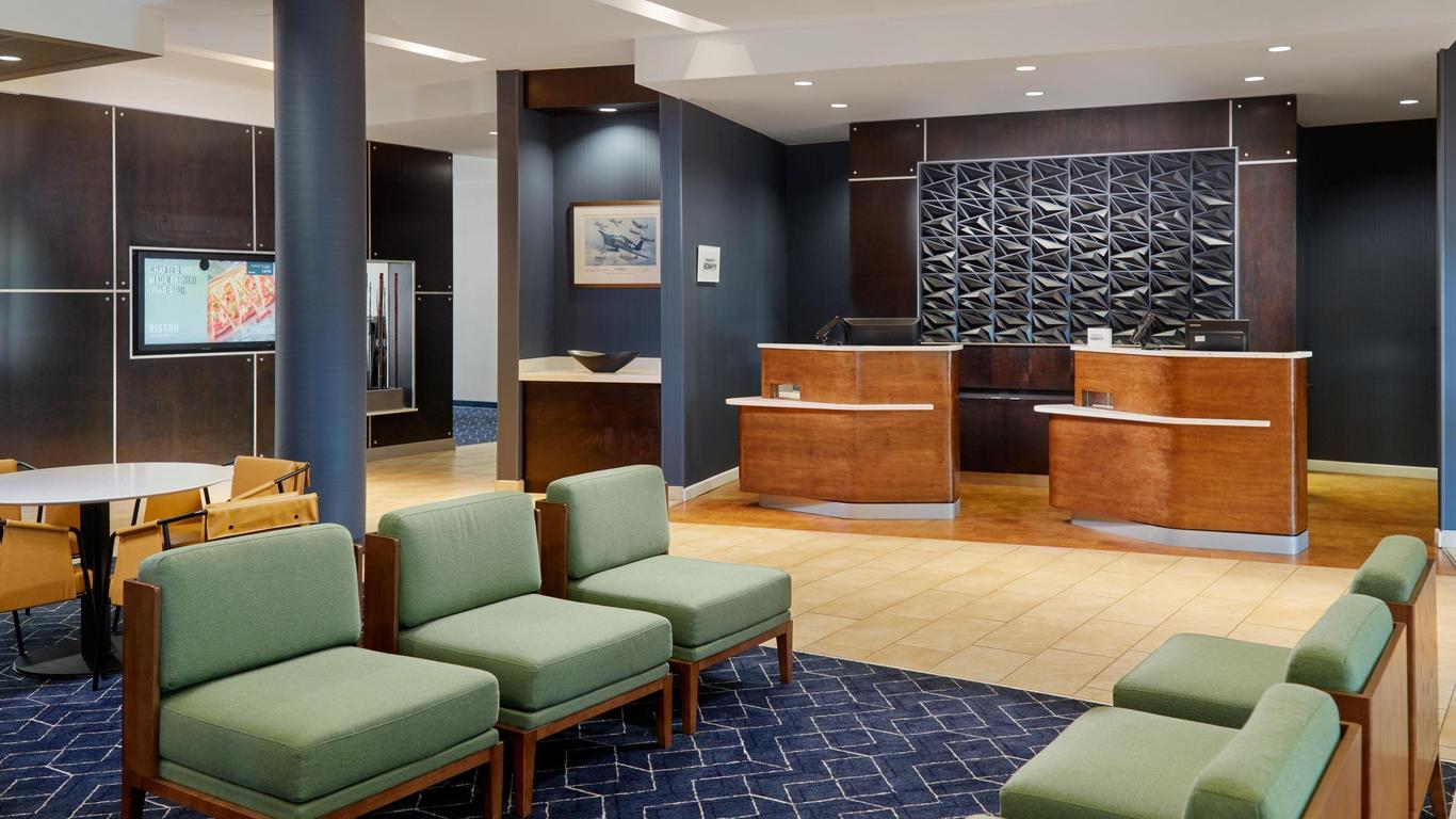 Courtyard by Marriott Warner Robins