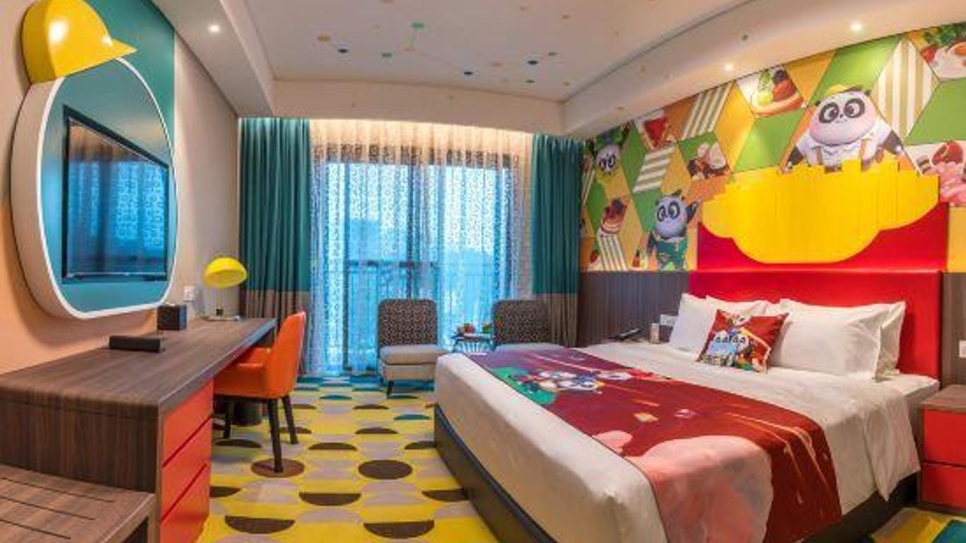 Chimelong Panda Hotel