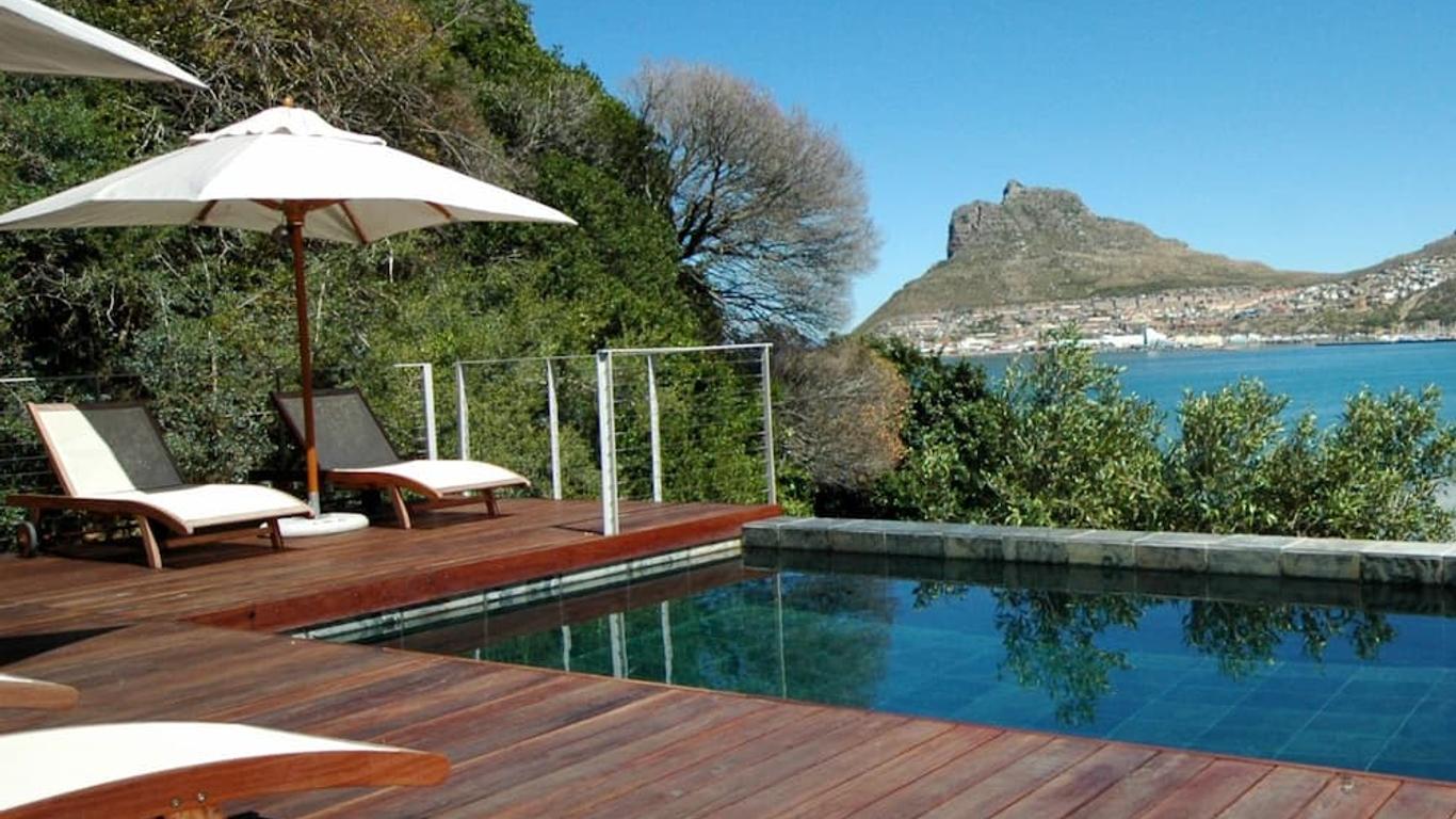 Chapmans Peak Beach Hotel