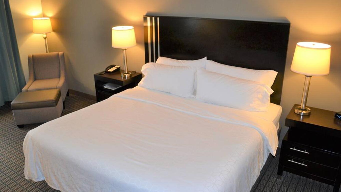 Holiday Inn Express Hotel & Suites Selinsgrove, An IHG Hotel