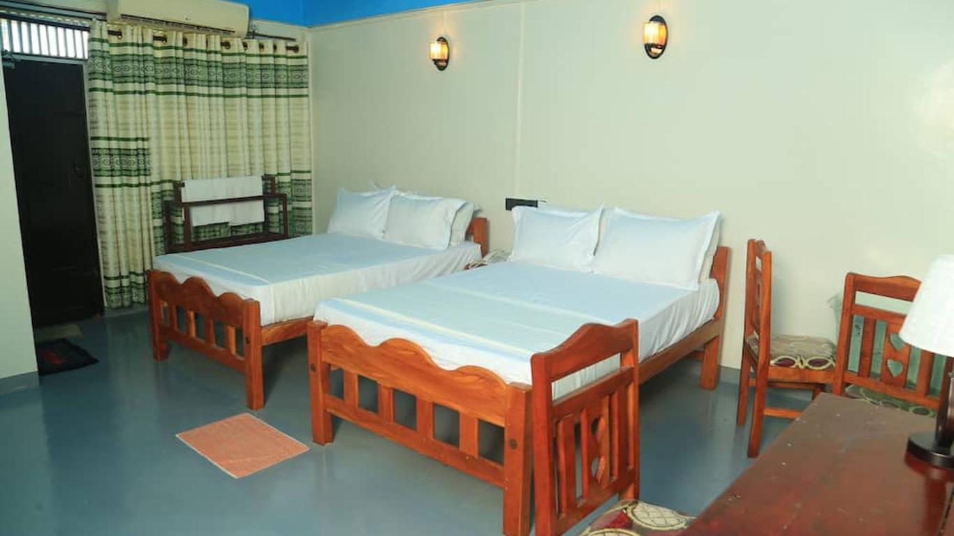 Akr Hotel Kilinochchi