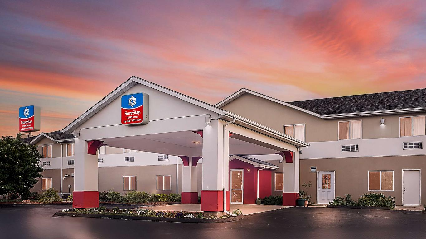 SureStay Plus Hotel by Best Western Bettendorf