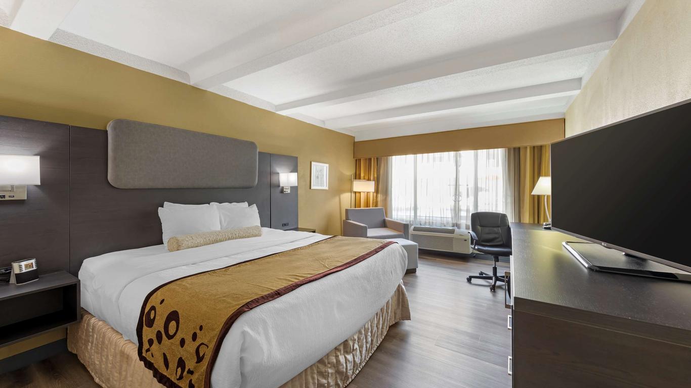 Best Western Plus Madison-Huntsville Hotel