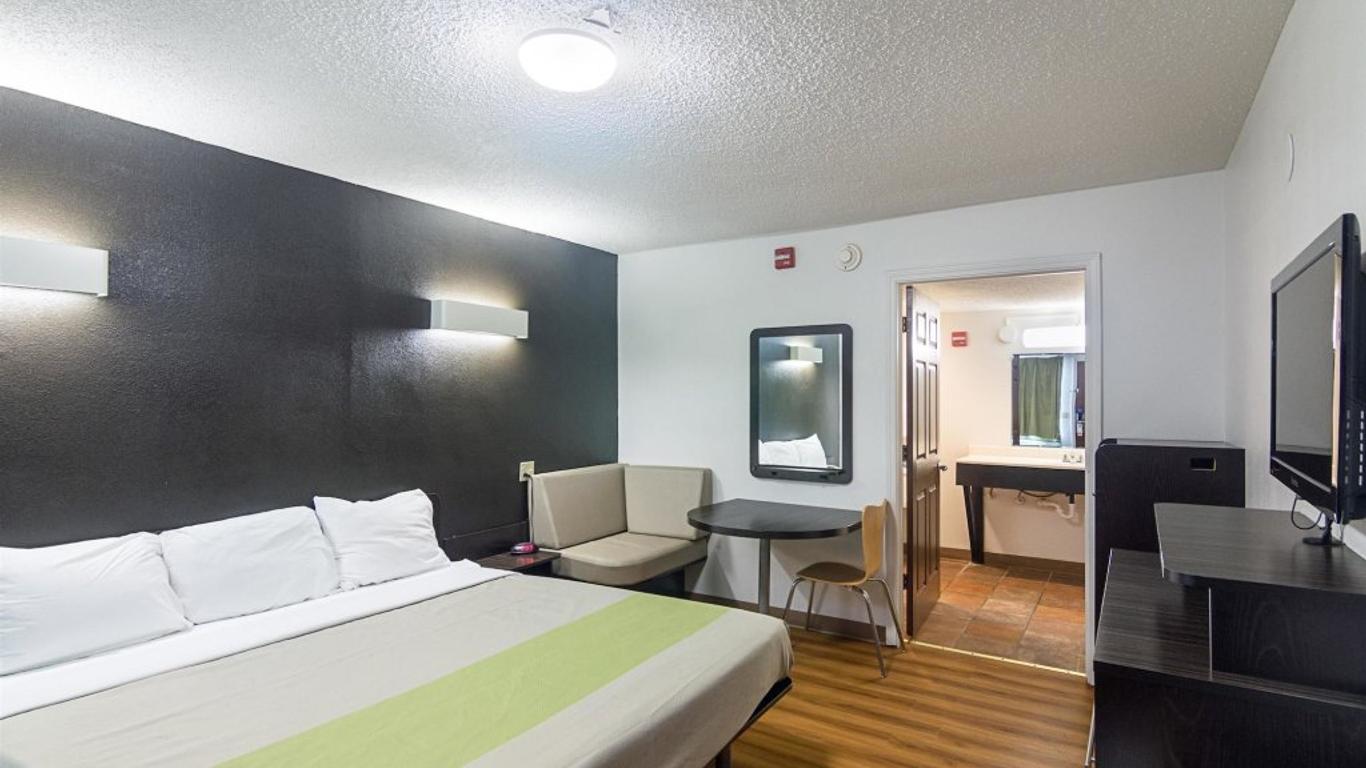 Studio Inn Extended Stay Oklahoma City Airport By OYO