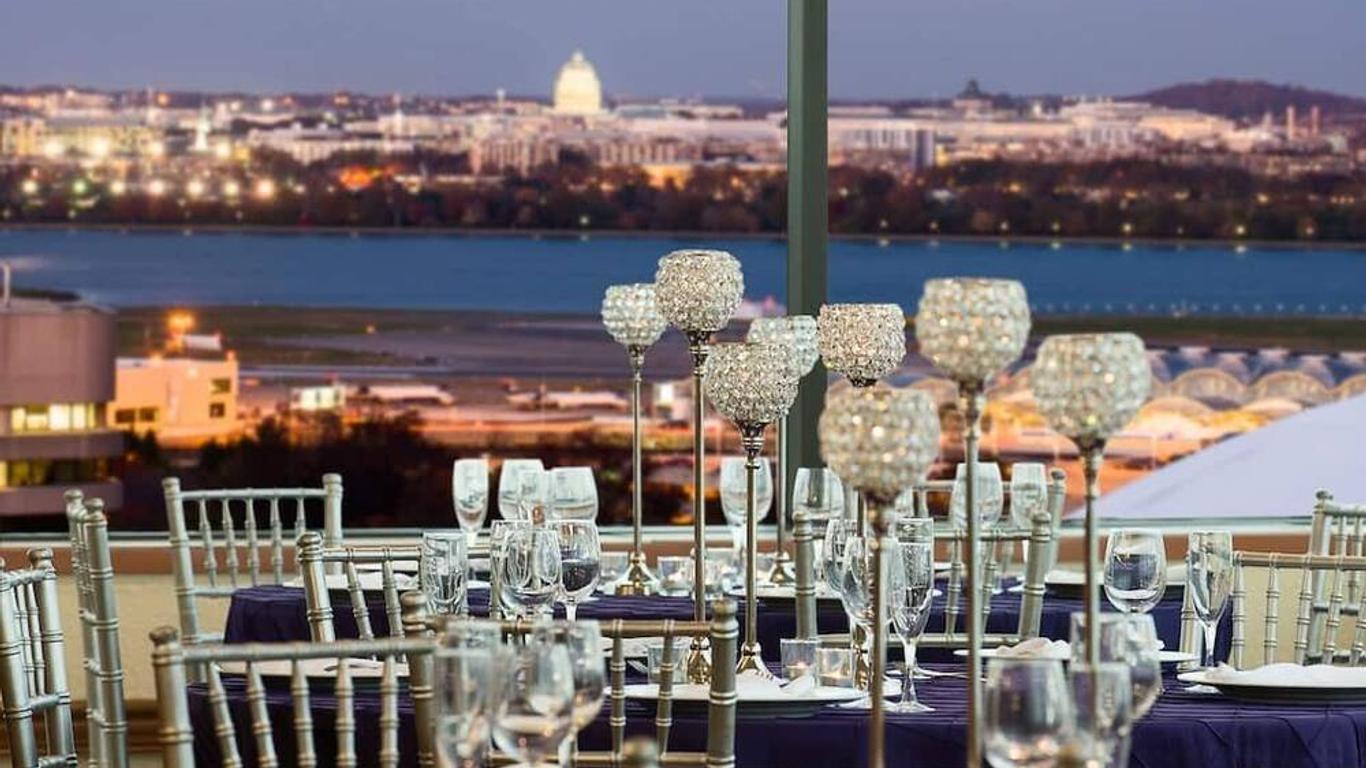 Hyatt Regency Crystal City at Reagan National Airport