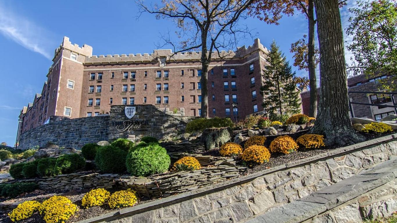 The Historic Thayer Hotel at West Point