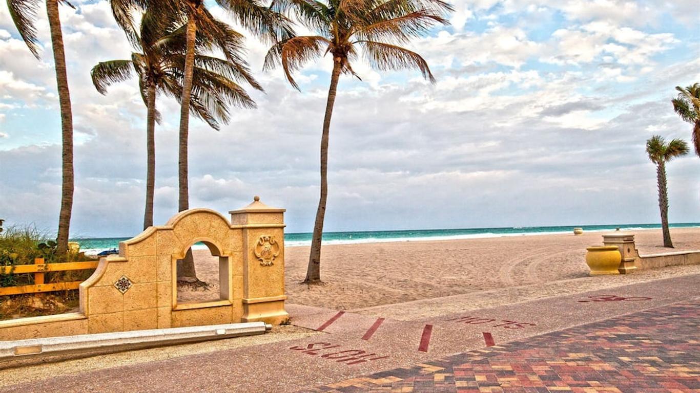 Hollywood Beach Tower