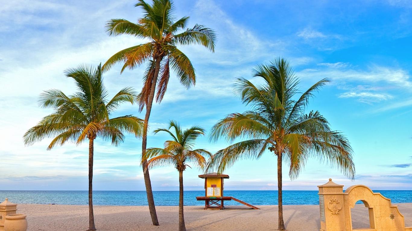 Caribbean Resort By The Ocean