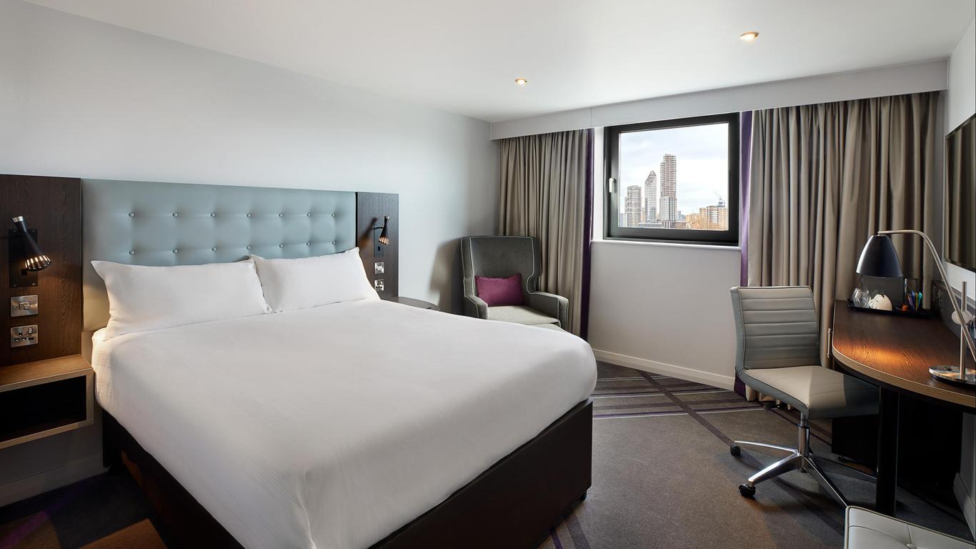 Premier Inn Lon Heathrow Airport T2 & T3 (Bath Rd)