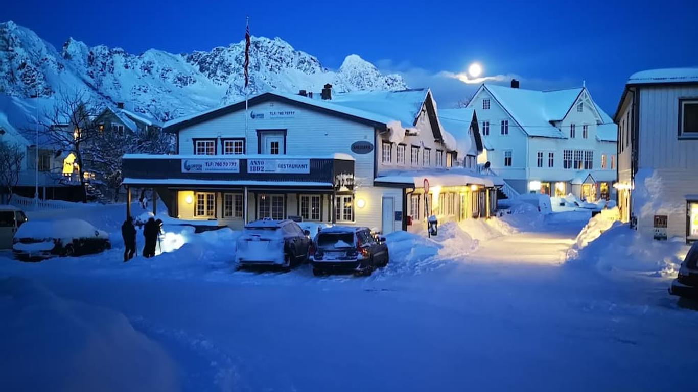 Henningsvær Guesthouse