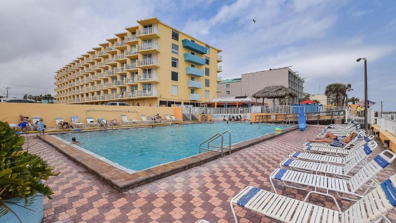 Daytona Beach studio condo with beautiful Ocean view