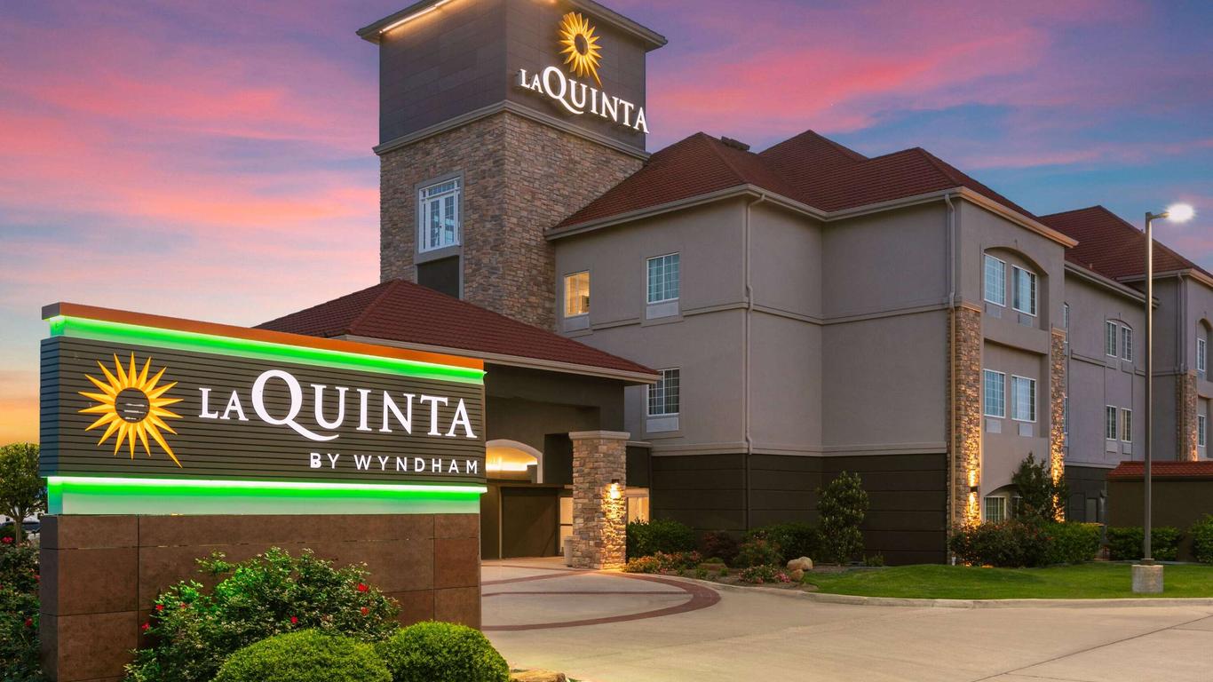 La Quinta Inn & Suites by Wyndham Belton - Temple South